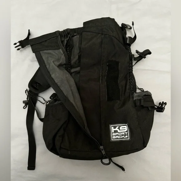 K9 Sport Sack | Dog Carrier Backpack (Medium, Air 2 - Jet Black) Pre-owned - Picture 2 of 10
